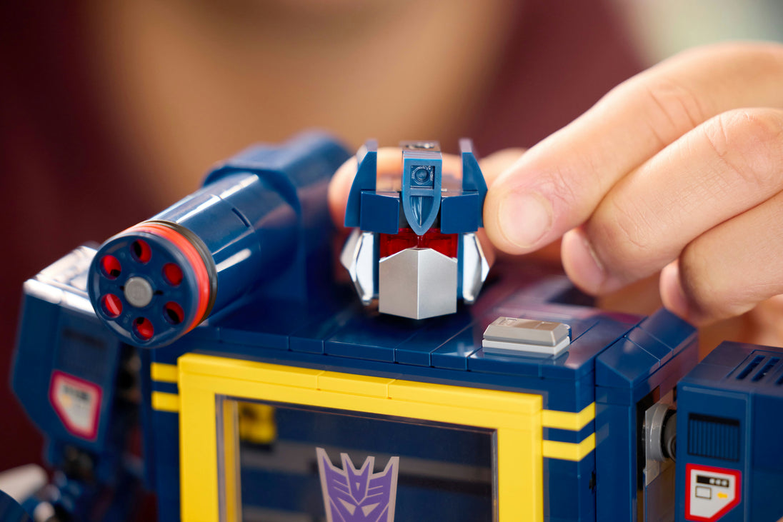Transformers: Soundwave - LEGO® Icons 10358
