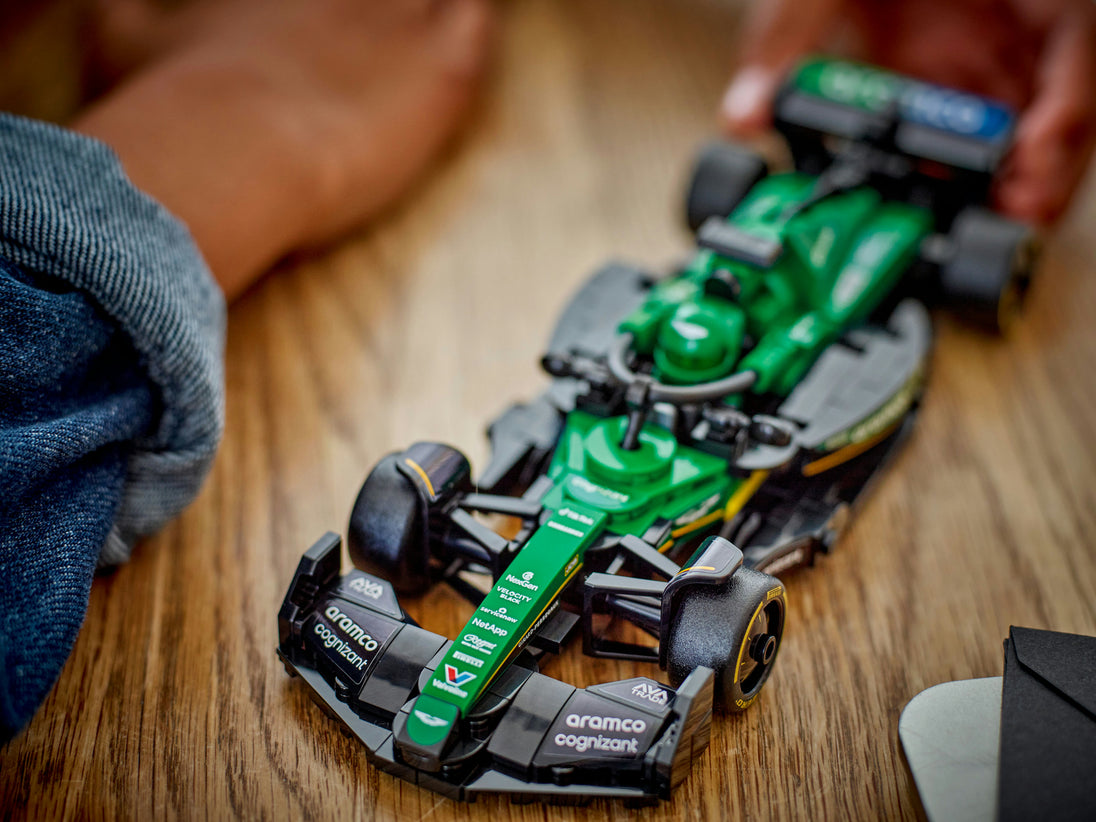 Aston Martin Aramco F1® AMR24 racewagen - LEGO® Speed Champions 77245