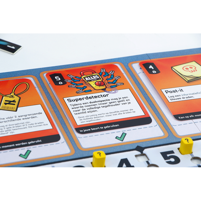 Bomb busters - Coöperatief deductiespel van 999 games