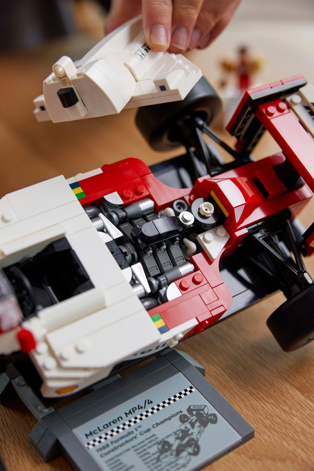 McLaren MP4/4 en Ayrton Senna - LEGO® Icons 10330