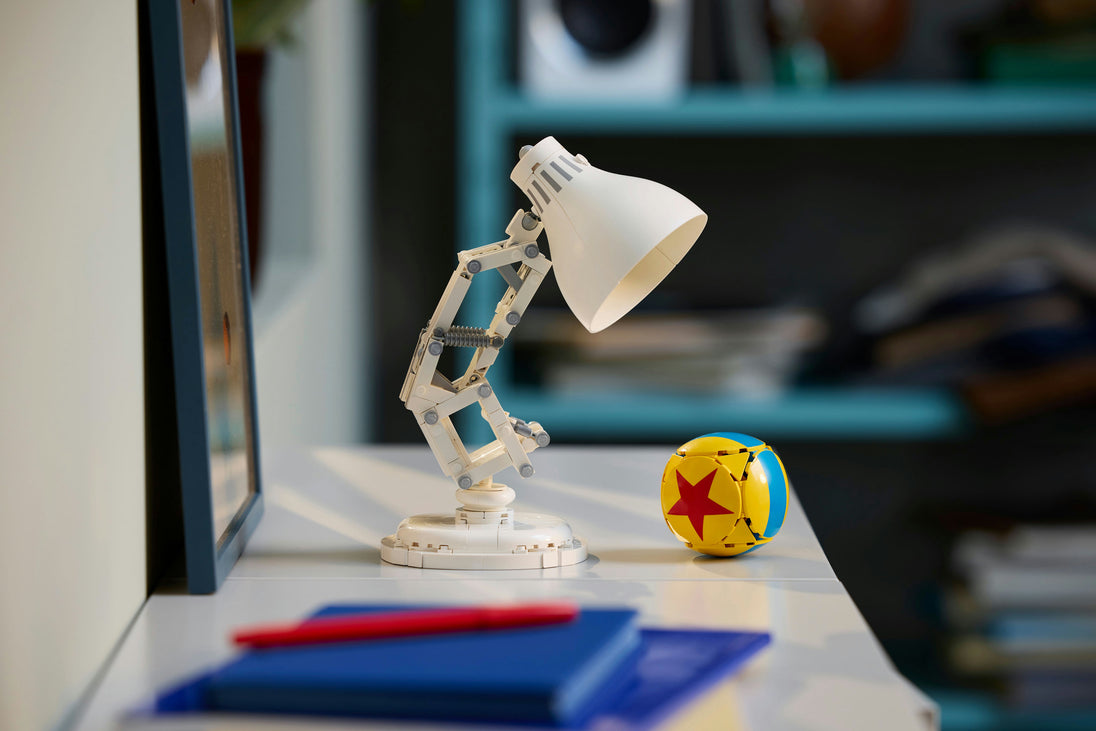 Disney Pixar Luxo Jr. - LEGO® Ideas 21357