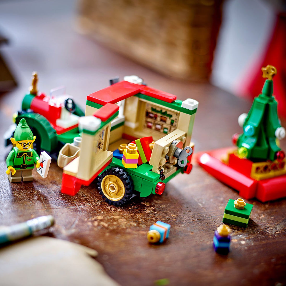 Bezorgtruck van de Kerstman - LEGO® Kerst 40746