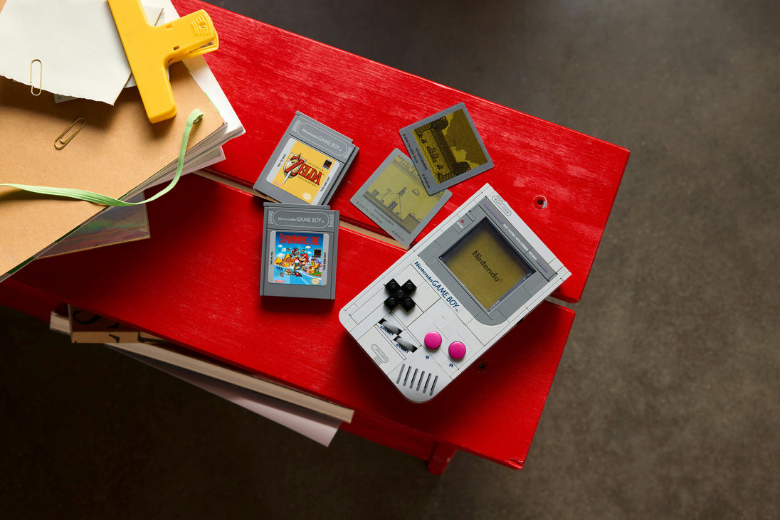 Game Boy™ - LEGO® Super Mario™ 72046