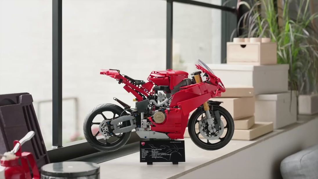 Ducati Panigale V4 S motor - LEGO® Technic 42202